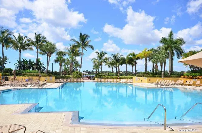 1044 Vintner Boulevard Palm Beach Gardens, FL 33410