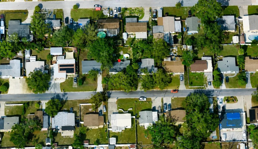 2318 E 111TH AVE Tampa, FL 33612
