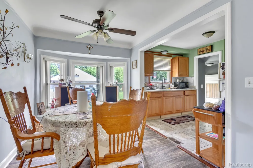 1520 Michigan Boulevard Lincoln Park City, MI 48146
