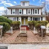 10 GIBBONS BOULEVARD