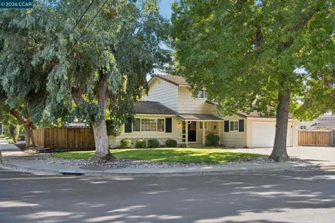 3485 Peachwillow Lane