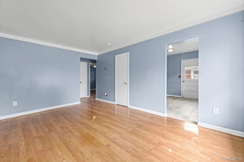 14466 Irene Street Southgate City, MI 48195