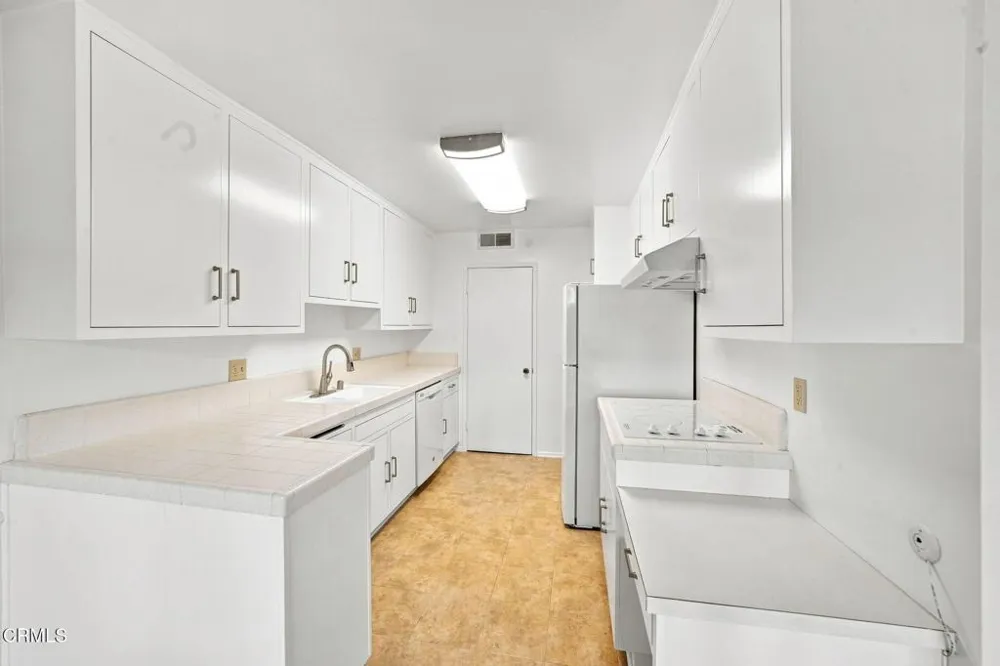 420 S Madison Avenue #204 Pasadena, CA 91101