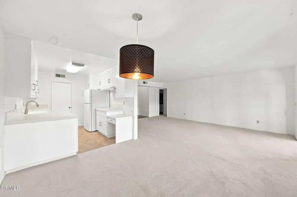 420 S Madison Avenue #204 Pasadena, CA 91101