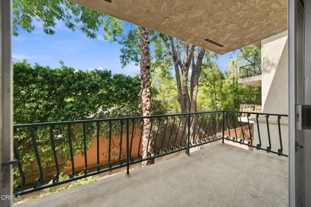 420 S Madison Avenue #204 Pasadena, CA 91101