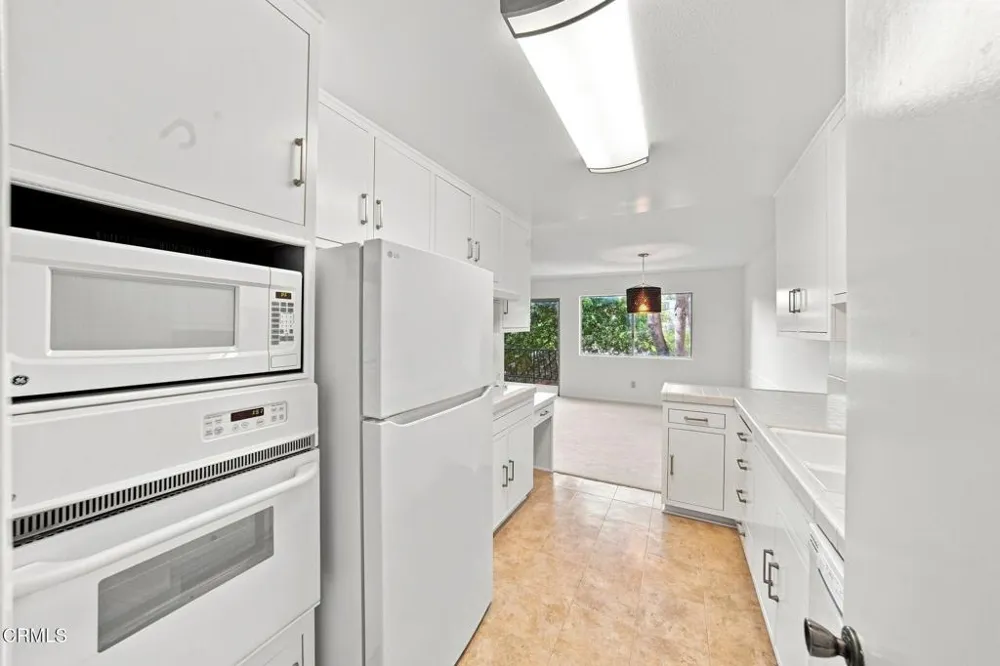 420 S Madison Avenue #204 Pasadena, CA 91101