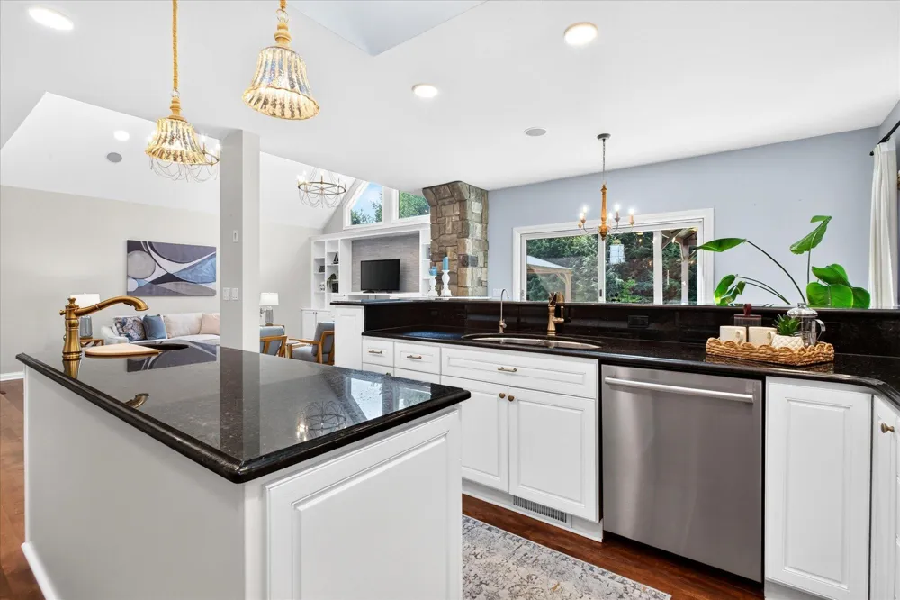 1362 Stonecreek Court St. Joseph, MI 49085