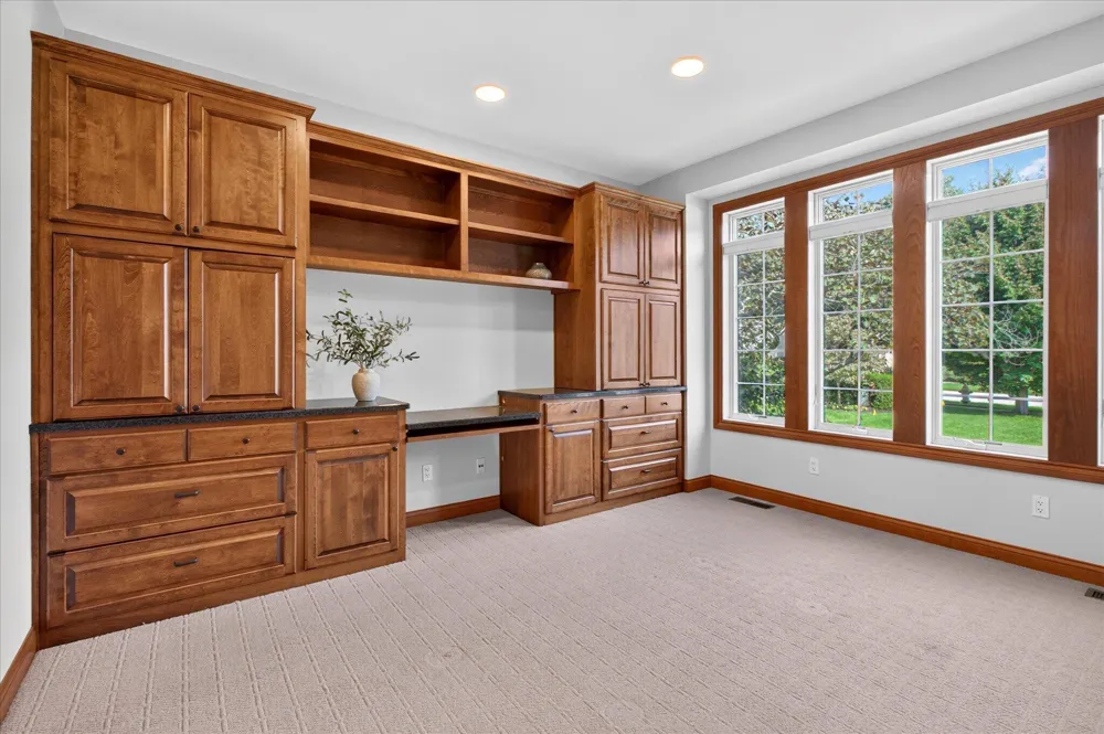 1362 Stonecreek Court St. Joseph, MI 49085