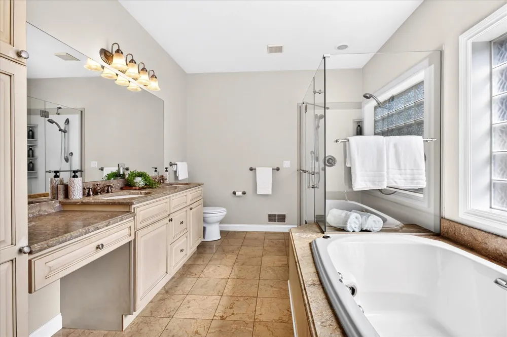 1362 Stonecreek Court St. Joseph, MI 49085