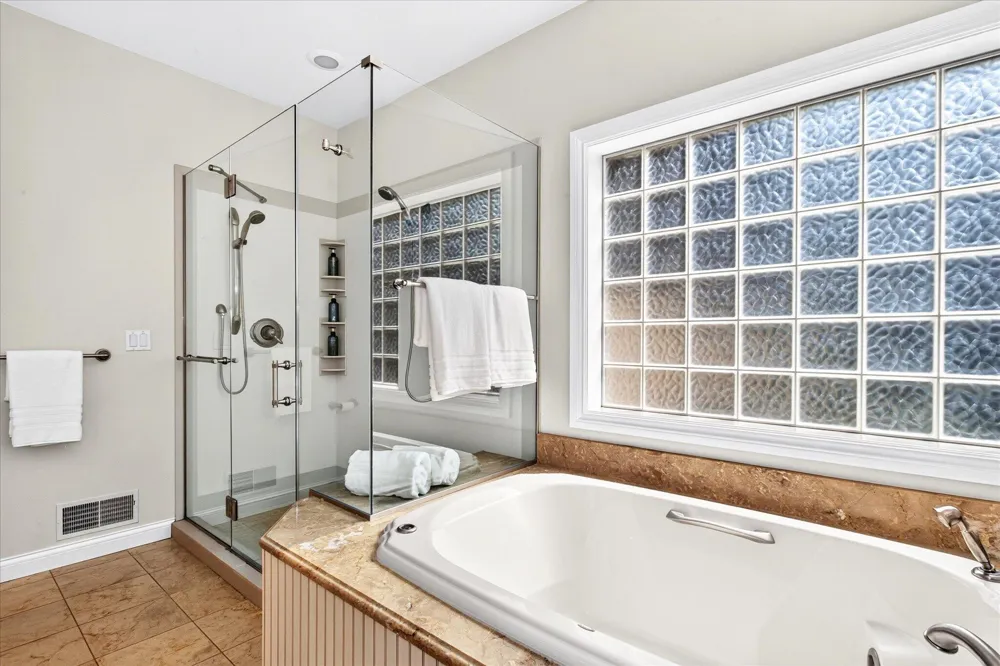 1362 Stonecreek Court St. Joseph, MI 49085
