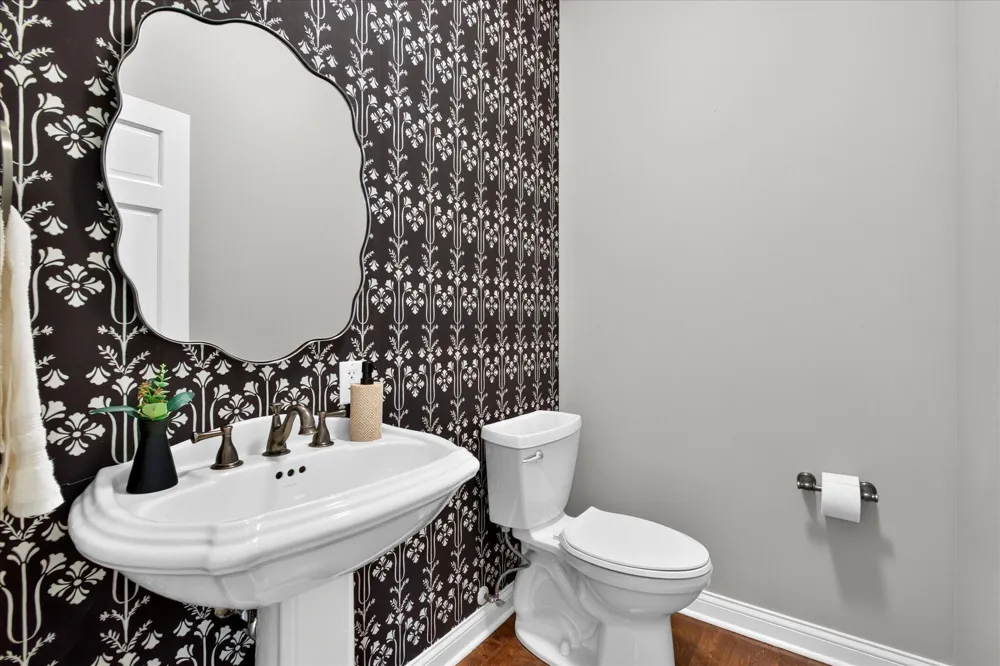 1362 Stonecreek Court St. Joseph, MI 49085