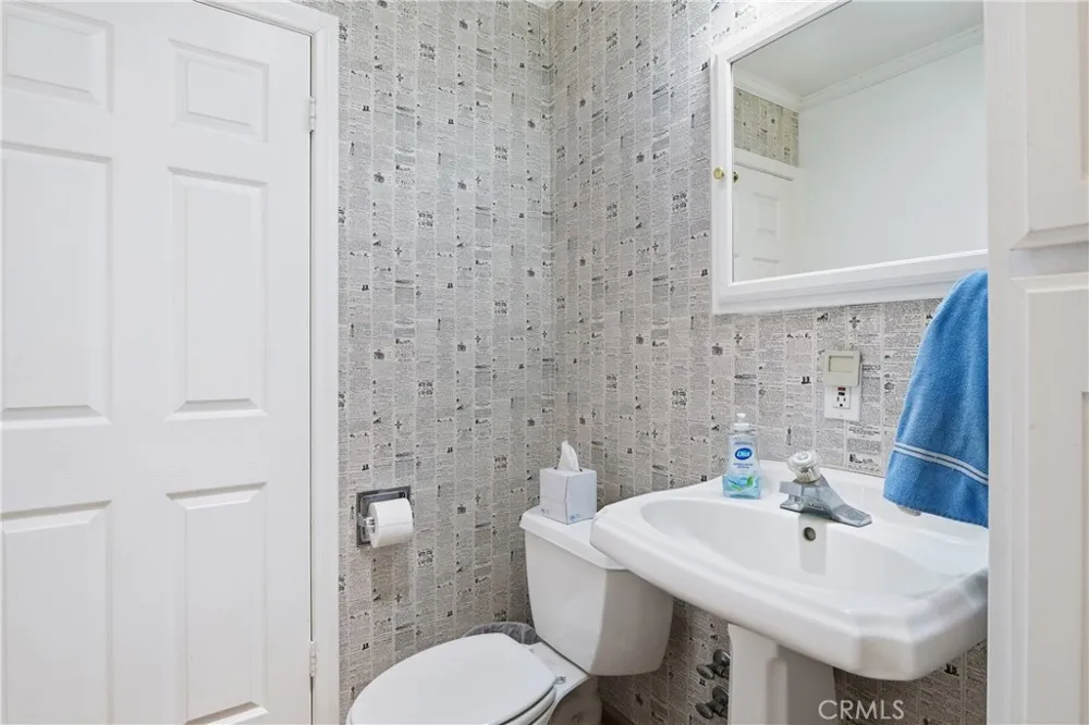 942 Wanda Orange, CA 92867