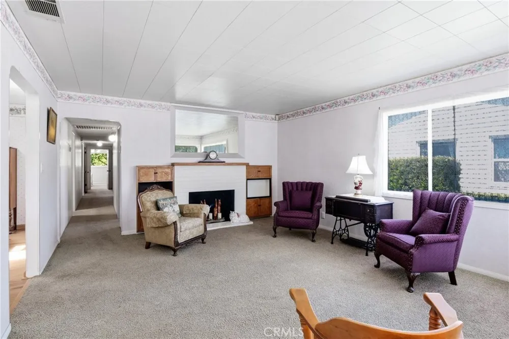 942 Wanda Orange, CA 92867