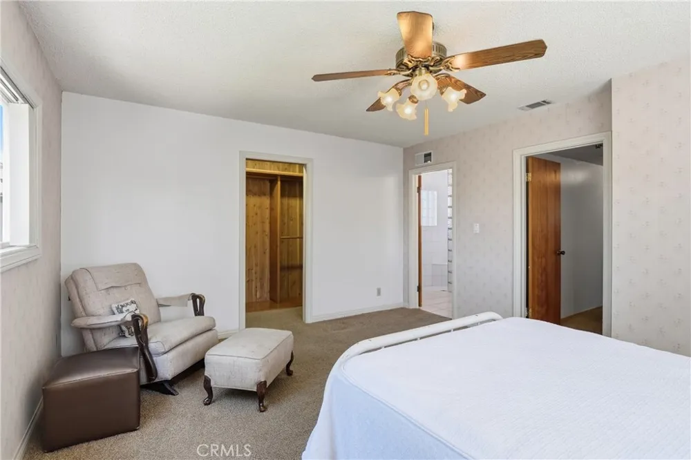 942 Wanda Orange, CA 92867