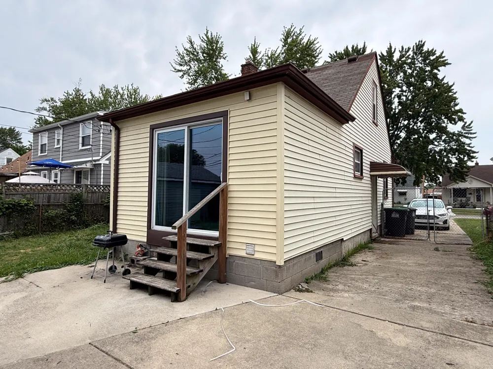 6464 Weddel Street Taylor, MI 48180