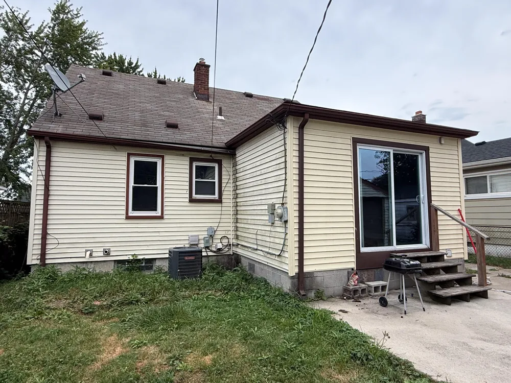 6464 Weddel Street Taylor, MI 48180