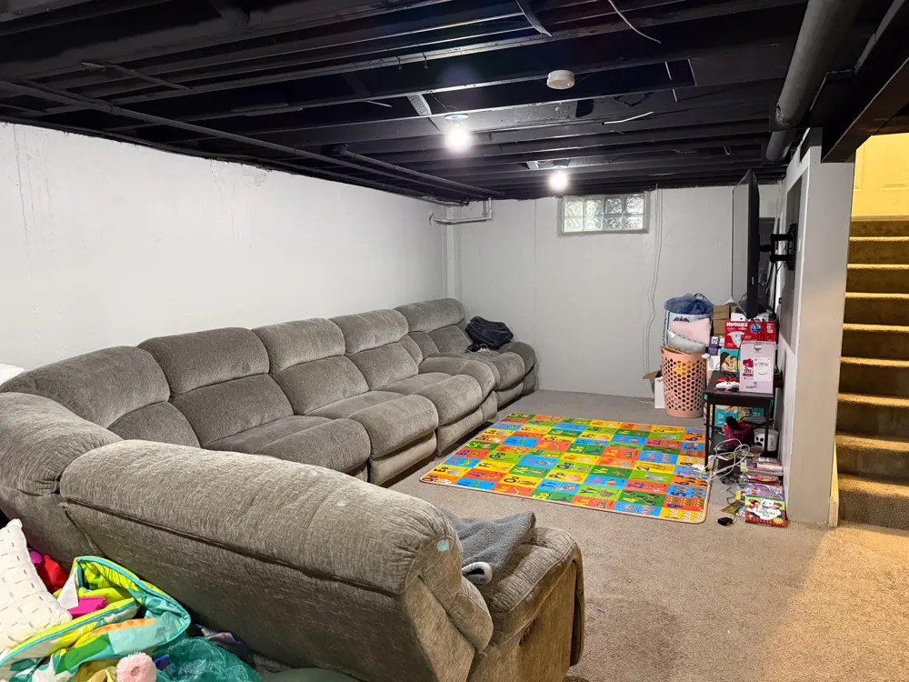 6464 Weddel Street Taylor, MI 48180