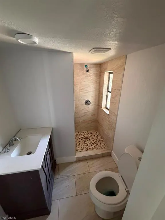 10800 Orange River Boulevard Fort Myers, FL 33905