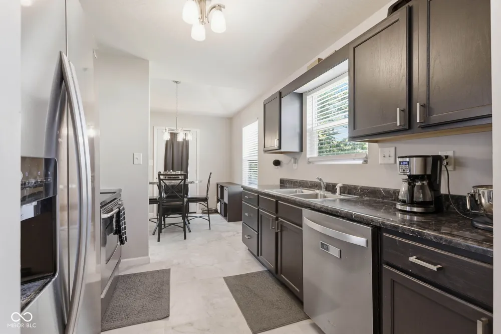 7358 S Millikan Court Nineveh, IN 46164