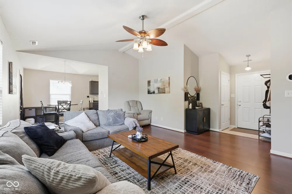 7358 S Millikan Court Nineveh, IN 46164