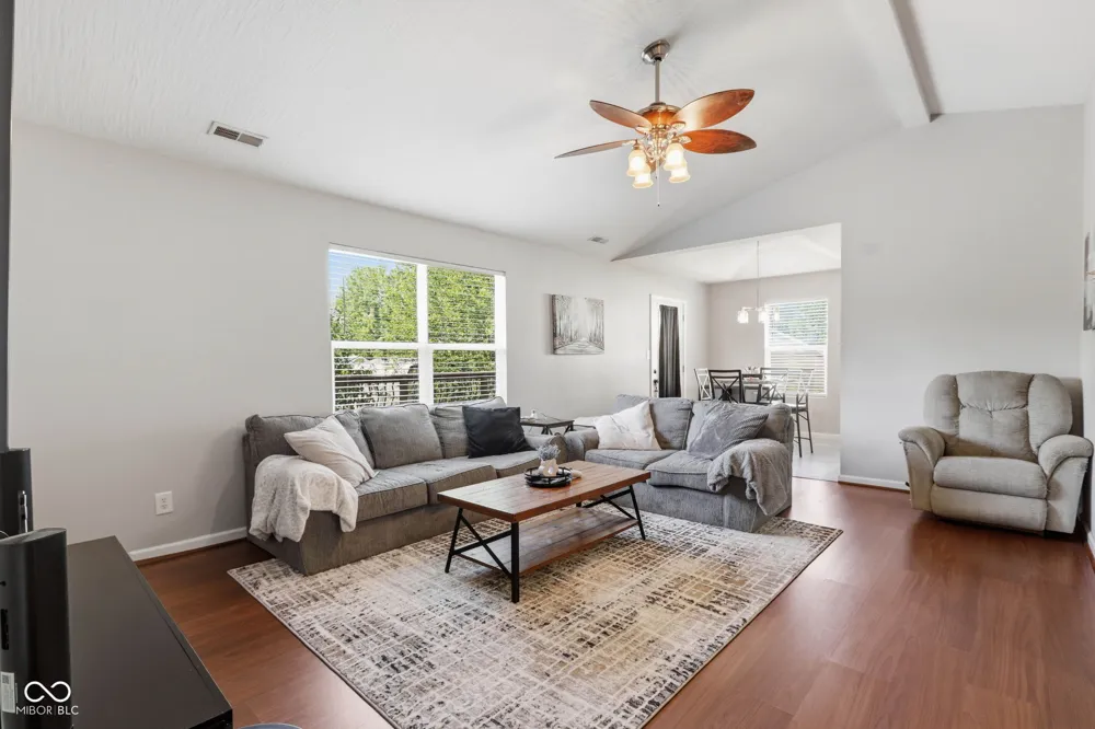 7358 S Millikan Court Nineveh, IN 46164