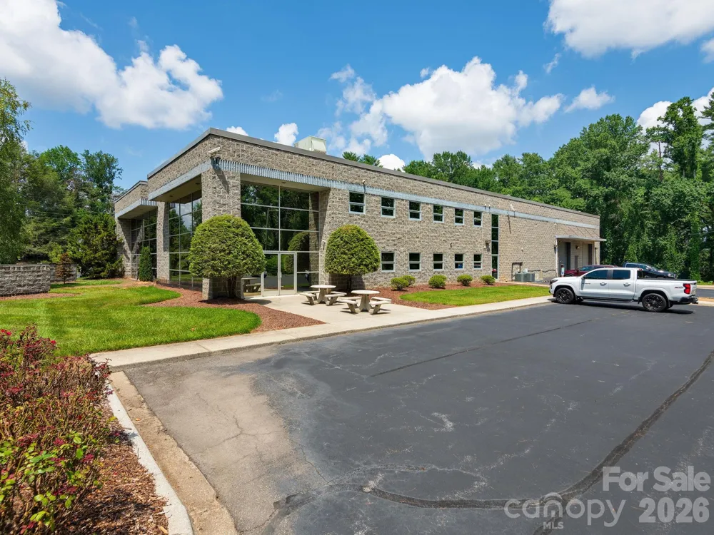 50 Fisk Drive Arden, NC 28704