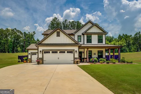 2461 Waterside DR
