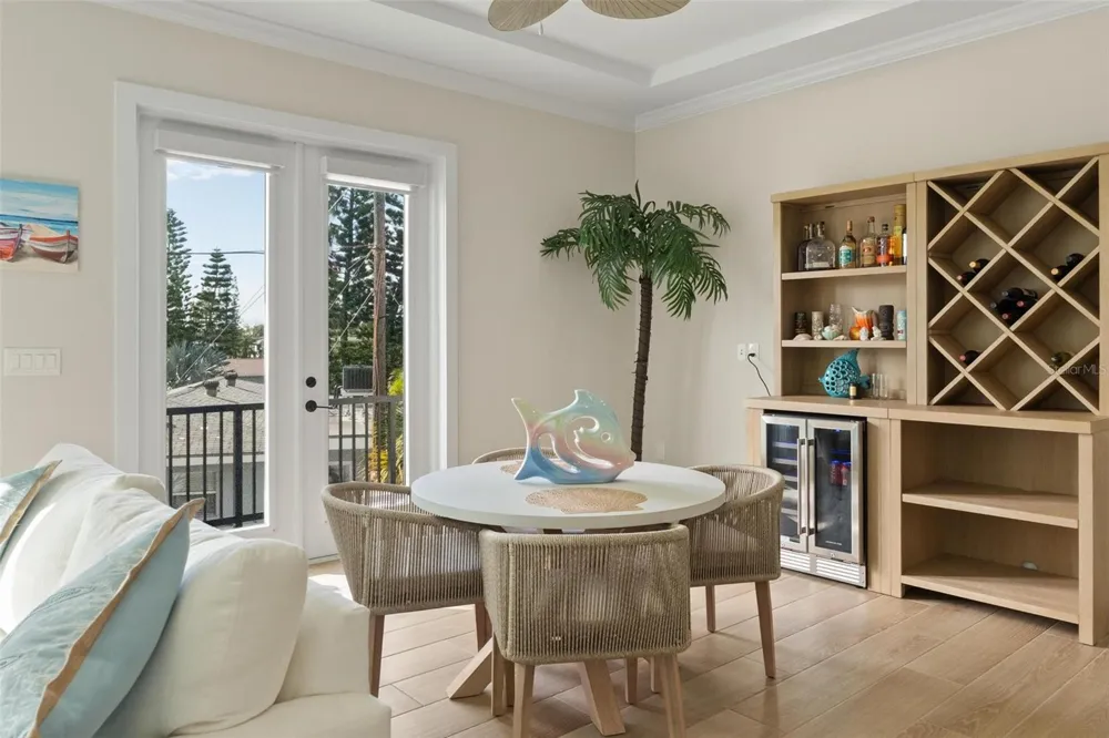 187 145TH AVENUE E #3 Madeira Beach, FL 33708
