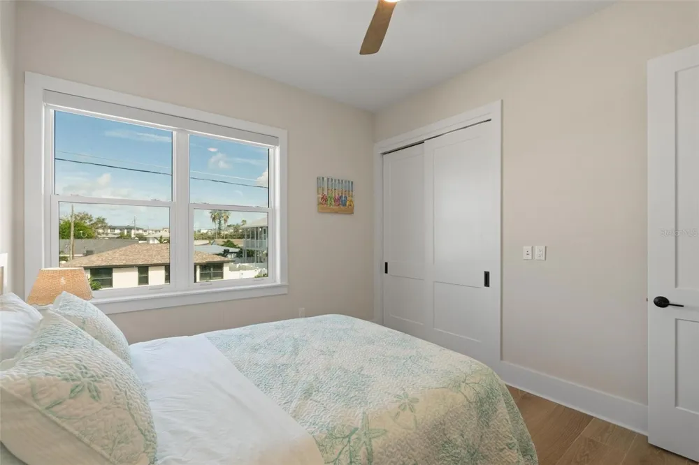 187 145TH AVENUE E #3 Madeira Beach, FL 33708