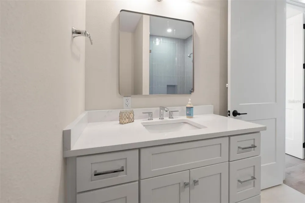 187 145TH AVENUE E #3 Madeira Beach, FL 33708