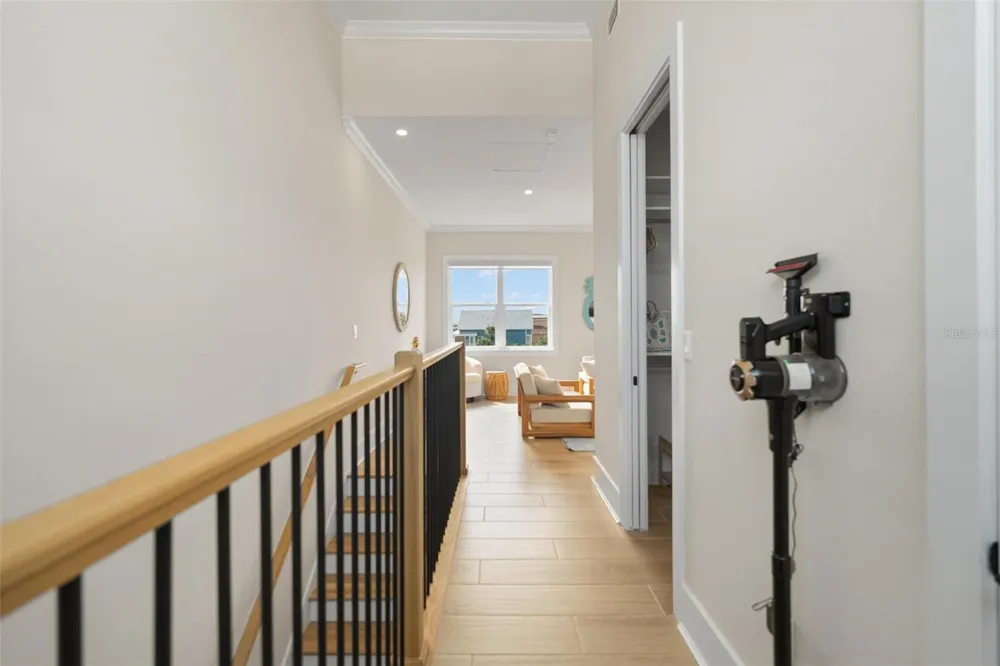 187 145TH AVENUE E #3 Madeira Beach, FL 33708