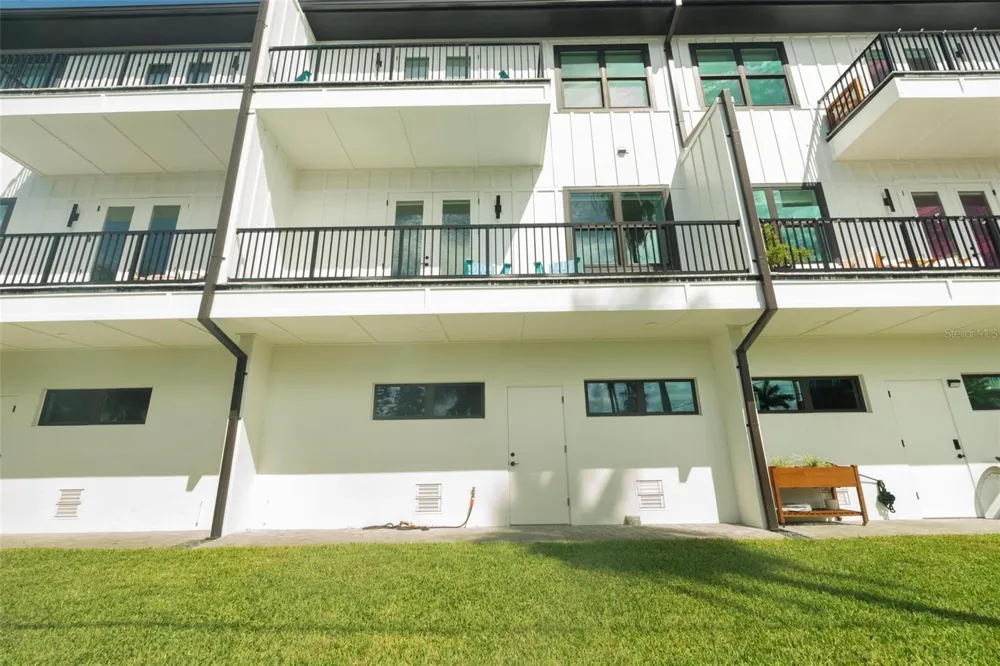 187 145TH AVENUE E #3 Madeira Beach, FL 33708