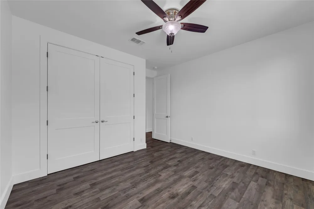 515 Sun Ray Horseshoe Bay, TX 78657