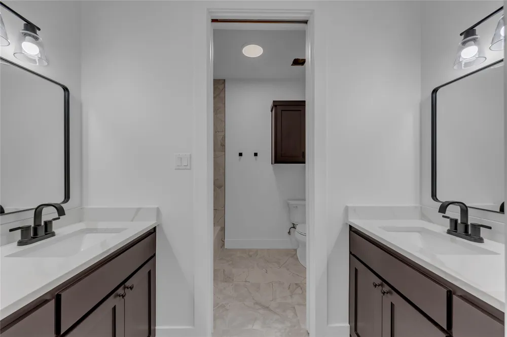515 Sun Ray Horseshoe Bay, TX 78657