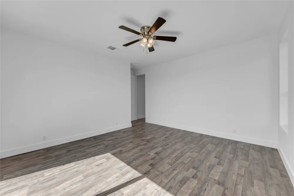515 Sun Ray Horseshoe Bay, TX 78657