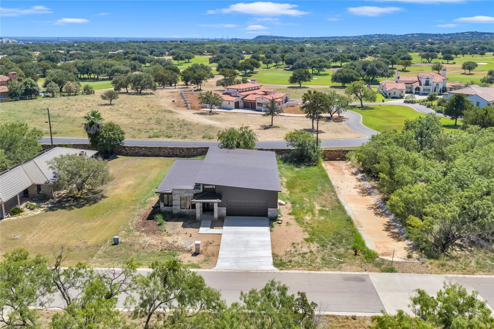 515 Sun Ray Horseshoe Bay, TX 78657
