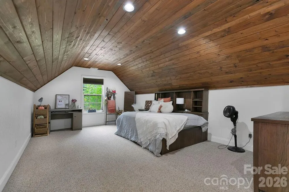 62 Pine Hill Drive Brevard, NC 28712