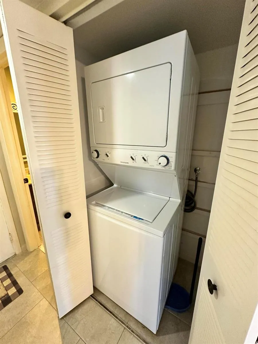 123 Capri C Delray Beach, FL 33484