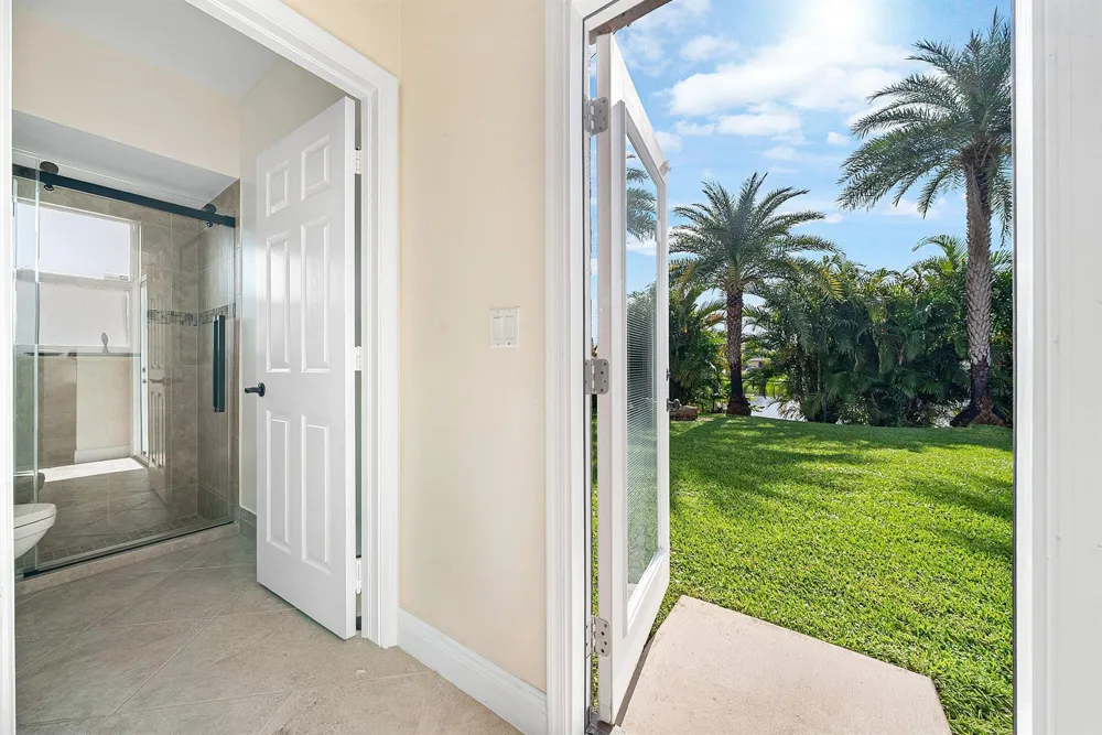 198 Cypress Trace Royal Palm Beach, FL 33411