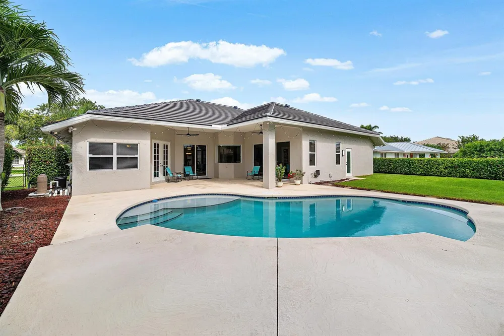 198 Cypress Trace Royal Palm Beach, FL 33411