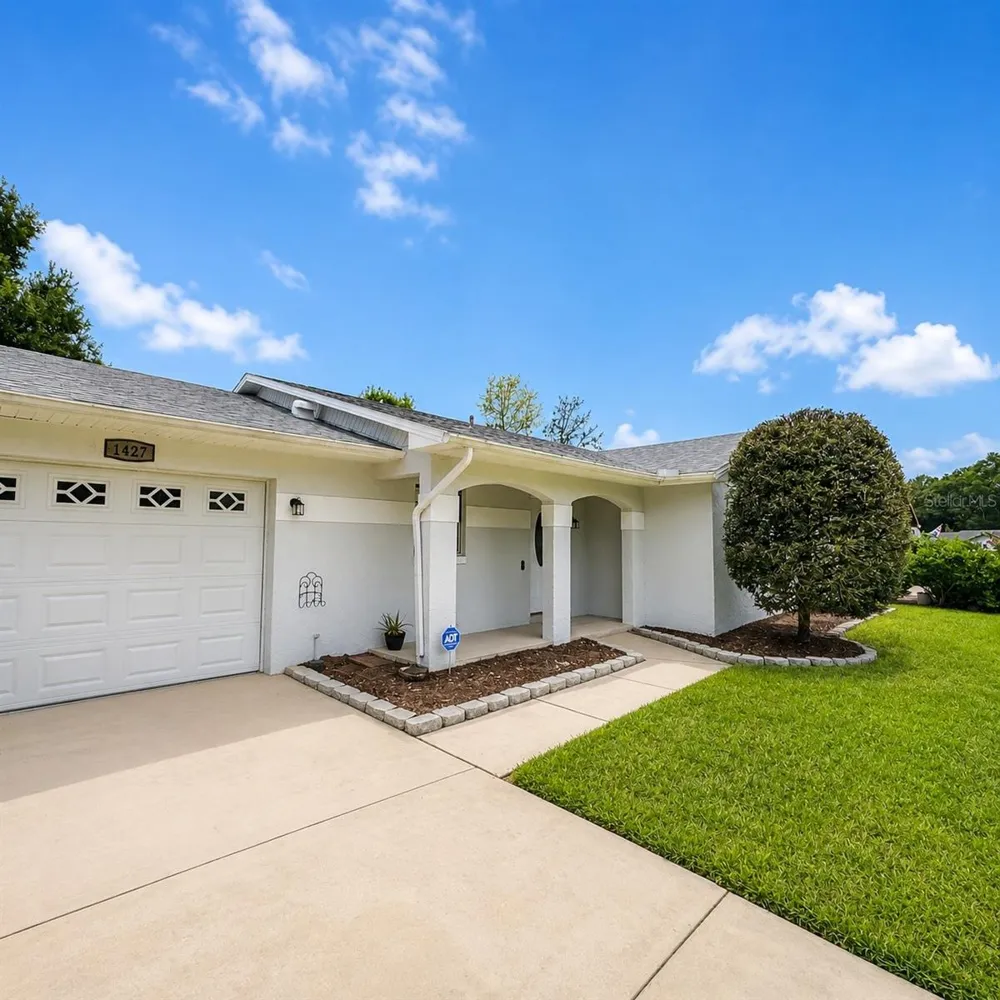 1427 BENWICK WAY Casselberry, FL 32707