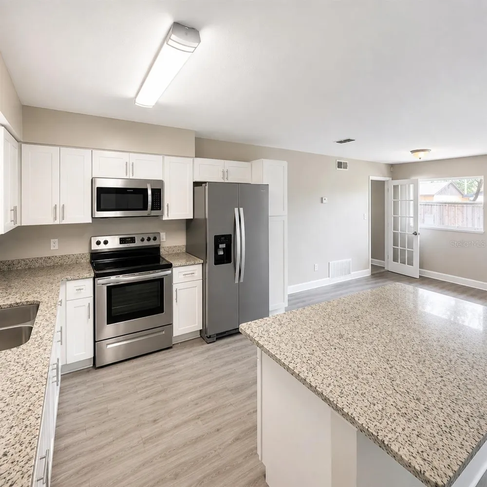 1427 BENWICK WAY Casselberry, FL 32707