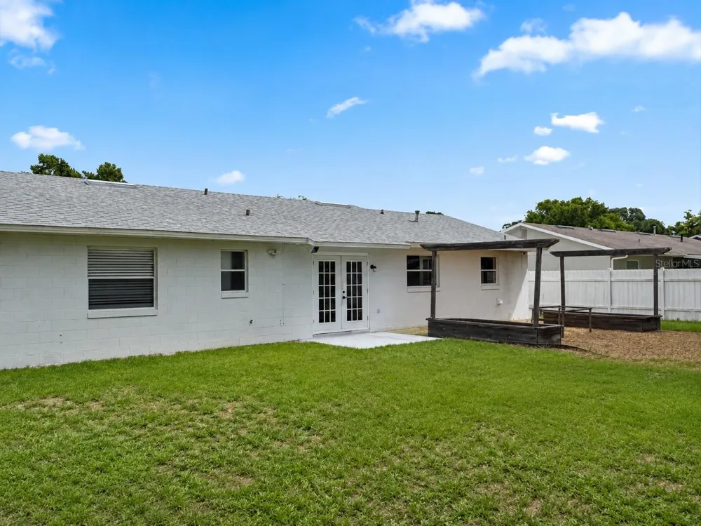 1427 BENWICK WAY Casselberry, FL 32707