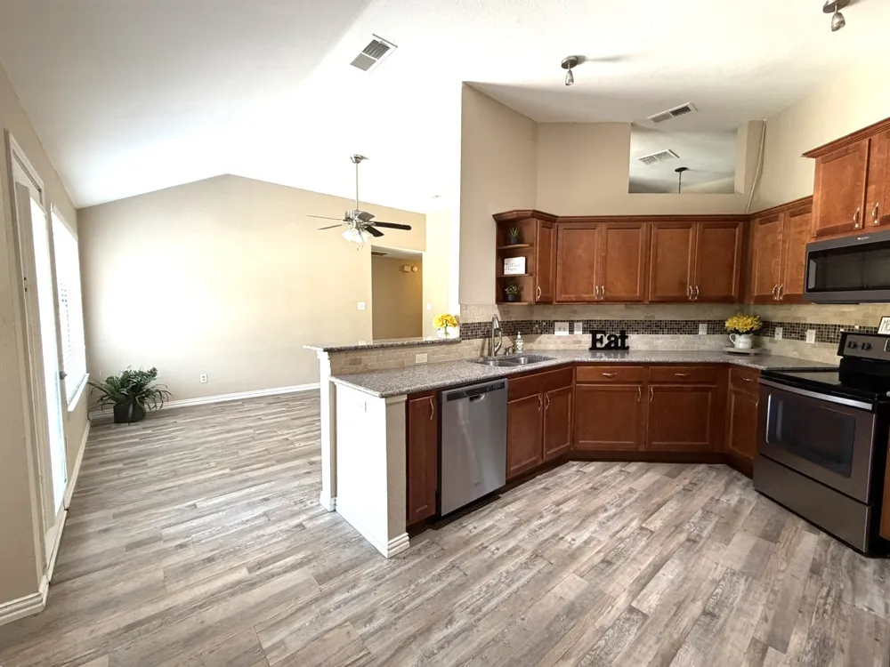 1621 Winter Park Lane Lewisville, TX 75077
