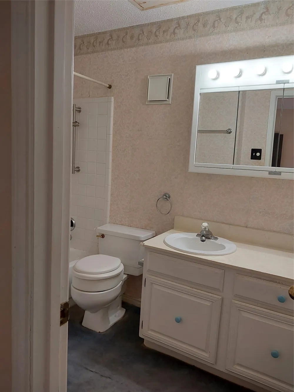 3629 W Northgate Drive #137 Irving, TX 75062