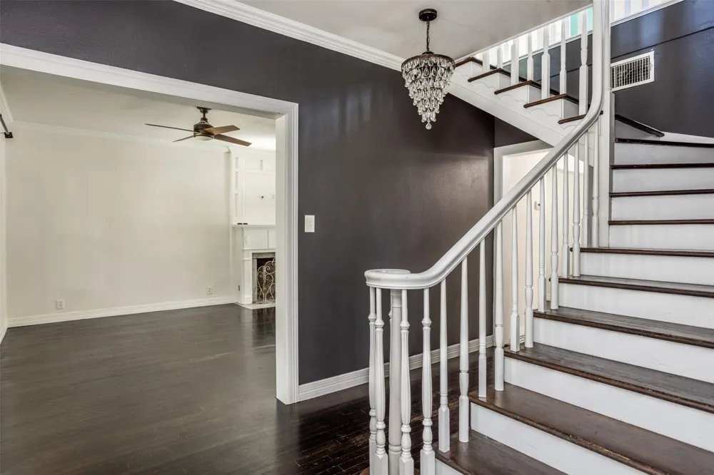 610 S Lee Street Valley View, TX 76272