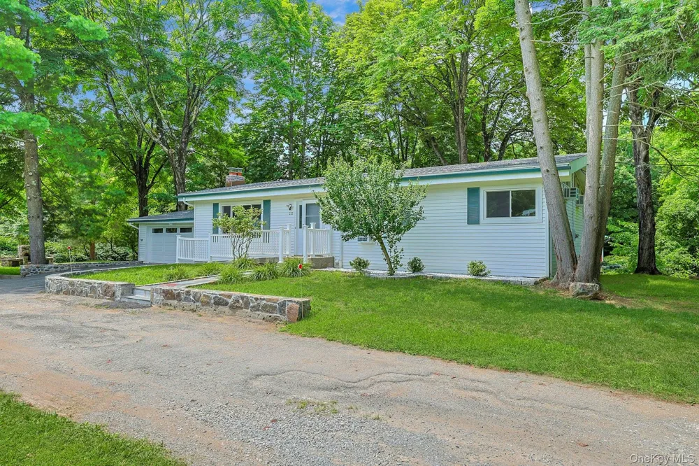 252 Watch Hill Road Cortlandt Manor, NY 10567