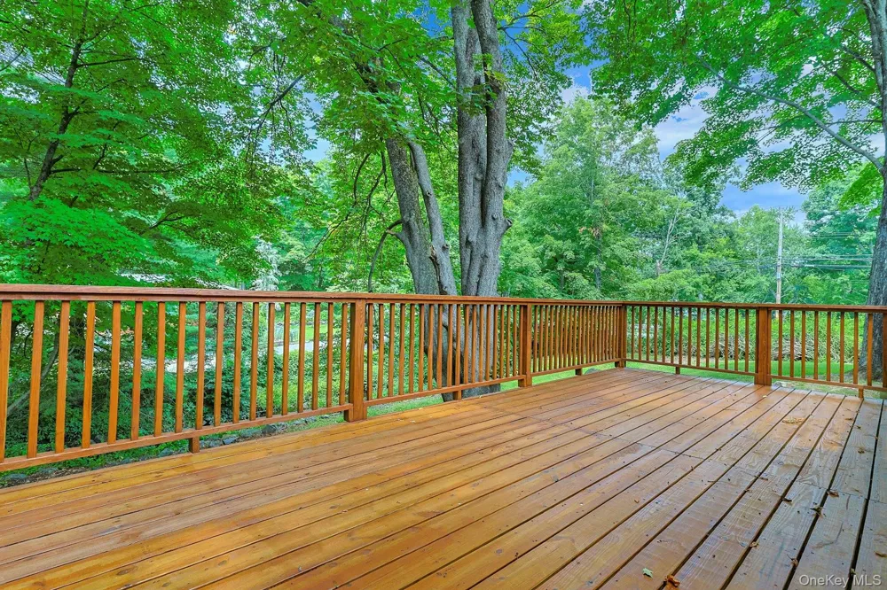 252 Watch Hill Road Cortlandt Manor, NY 10567