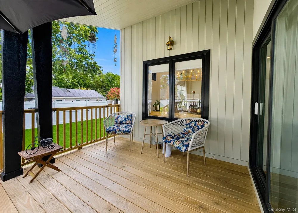 3 Stratford Road Miller Place, NY 11764