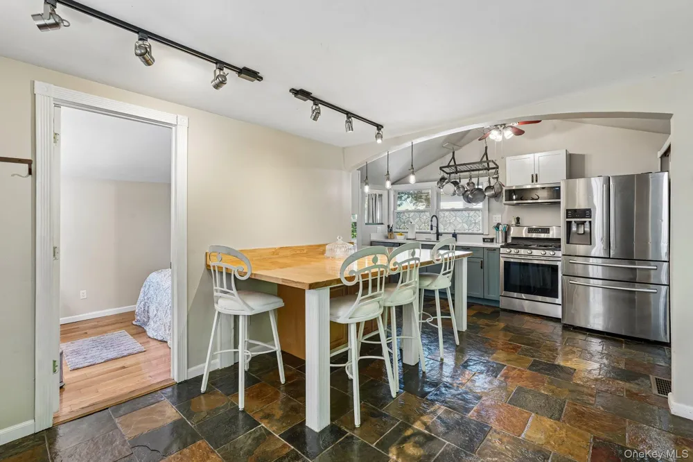 59 Deer Trail S #A Greenwood Lake, NY 10925